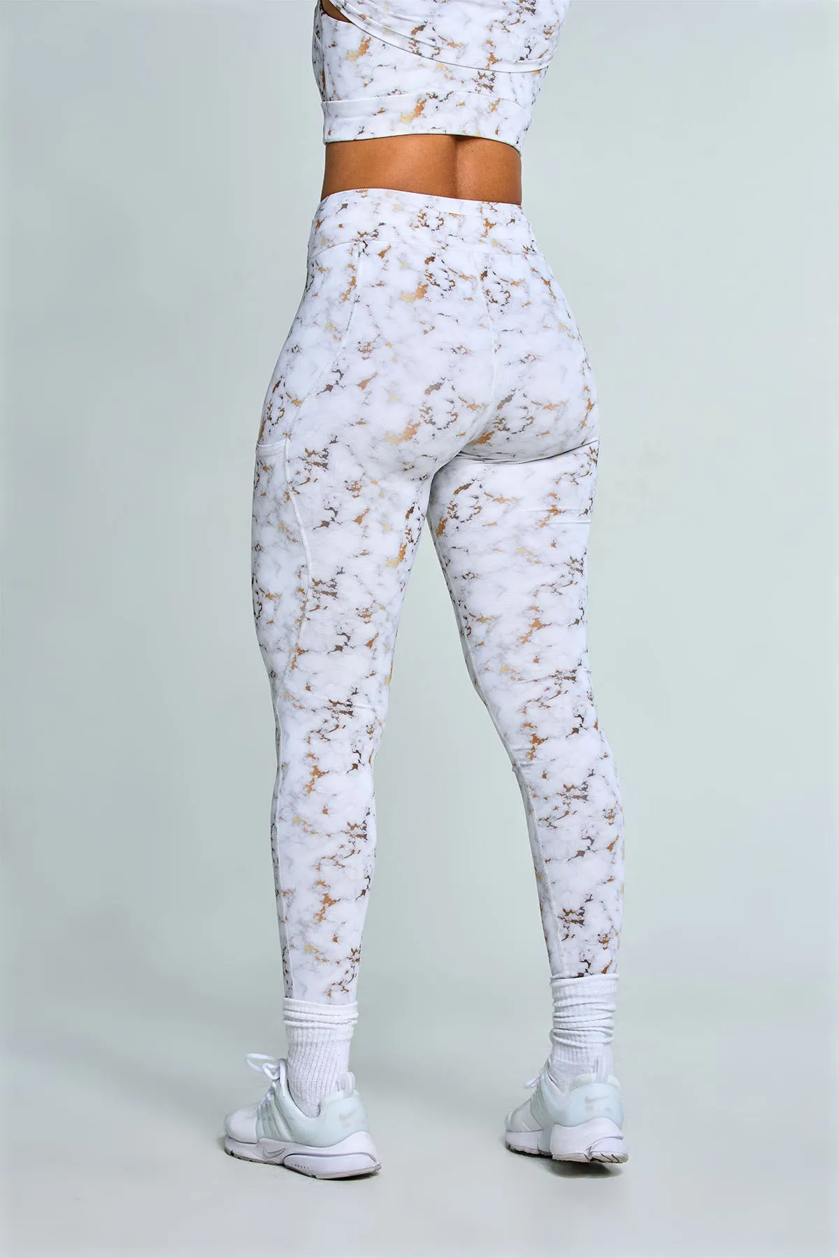 Sure! Heres an optimized title for the product:

High-Performance Hyde Park Leggings for Ultimate Comfort and Style - Perfect for Fitness and Everyday Wear

Feel free to ask for any additional modifications!