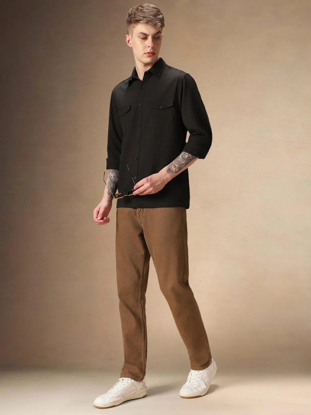 Men's Black Solid Textured Spread Collar Full Sleeves Casual Shirt