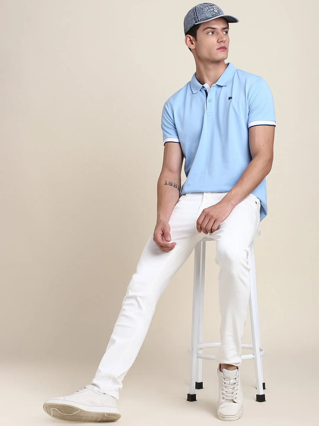 Men's Blue Solid Polo Collar T-Shirt