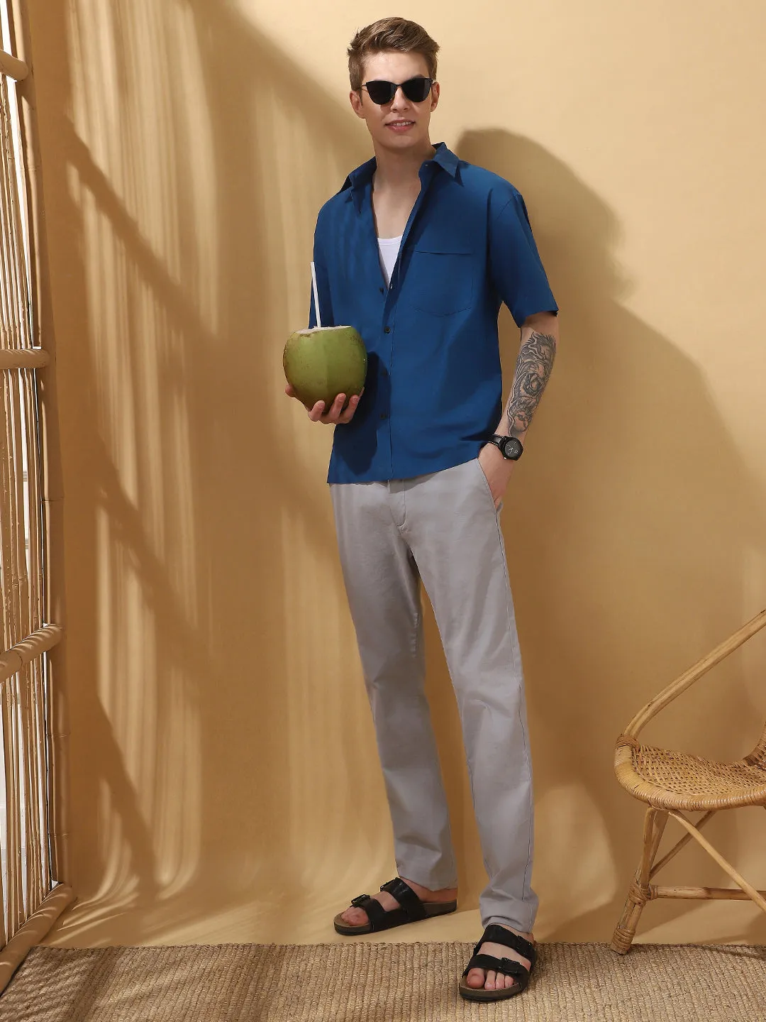Men's Blue Solid Textured Spread Collar Half Sleeves Casual Shirt