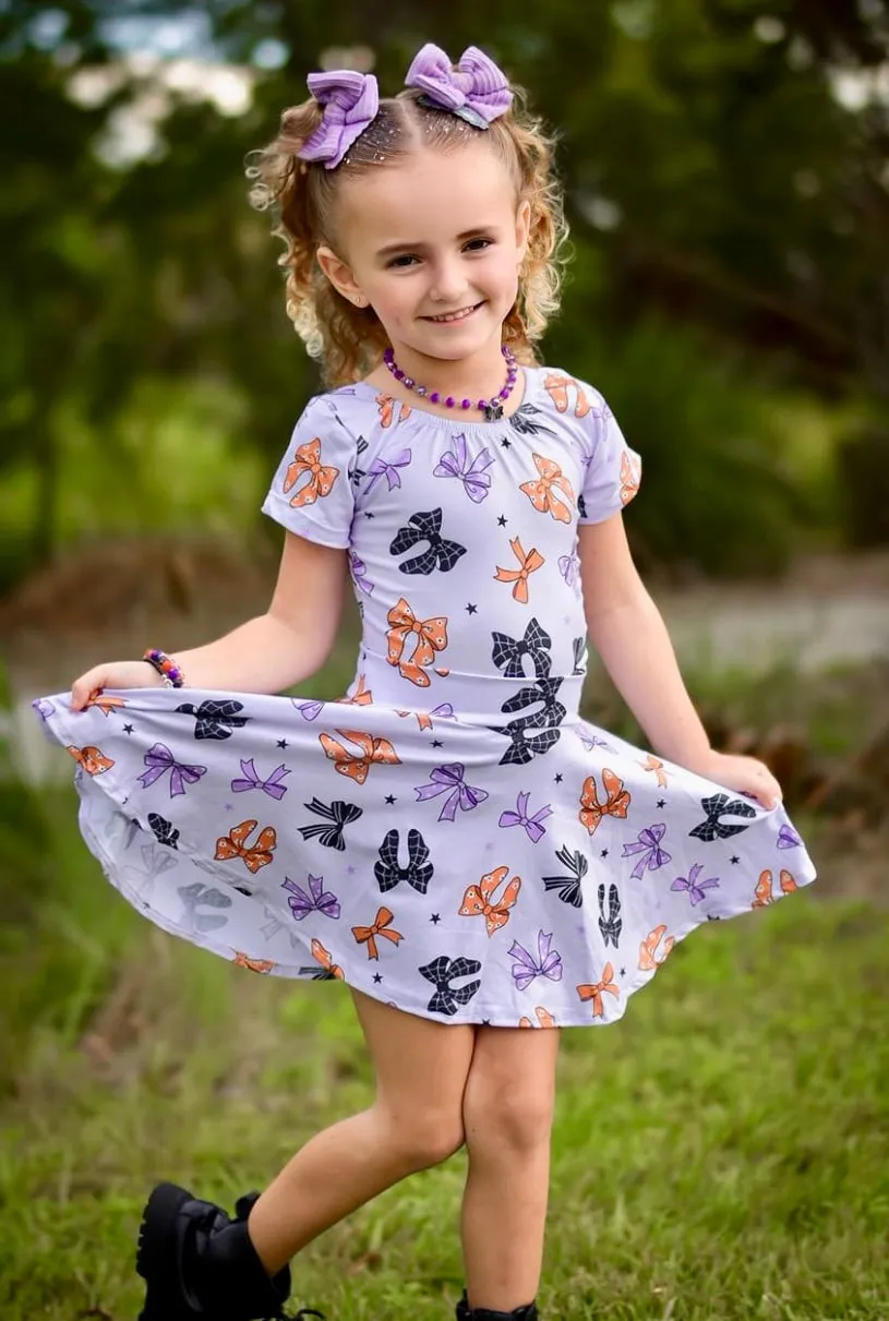 S/S Bowback Top ~ Spooky Bows